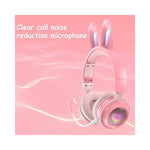 Casquette Bluetooth GEAR4PC avec microphone vue de face en noir et blanc