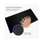 Parchemin anti-dérapant Sakura pour souris gaming sur fond blanc