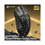 Vue latérale de la souris gaming R5 Ultra Carbonne sans fil en noir et gris, montrant ses boutons latéraux et son design u...